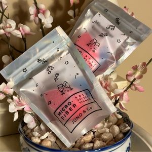 Juno & Co. Rose Velvet Sponges